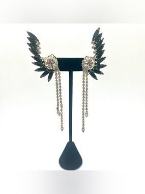 vintage black rhinestone wing dangle clip earrings statement fringe. 1980’s